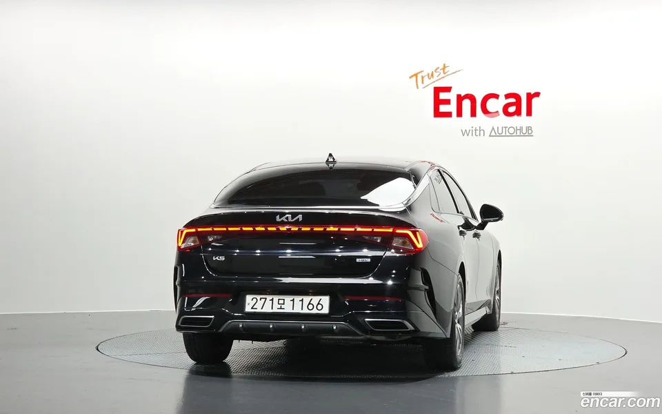 Kia K5 Hybrid 2023 — миниатюра 4