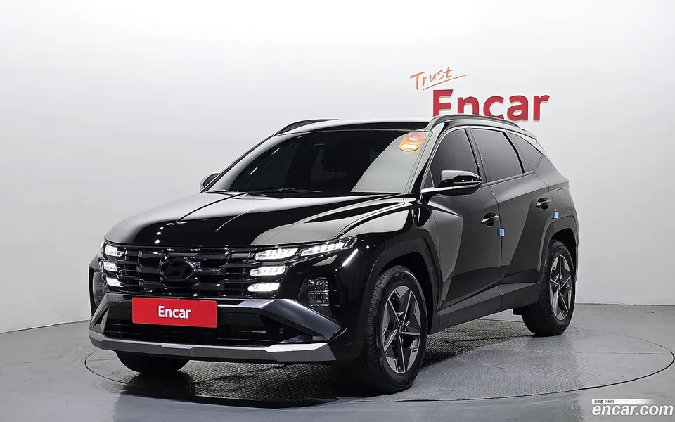 Hyundai Tucson NX4 1.6 2WD 2024 — фото 1, купить с доставкой в Москву