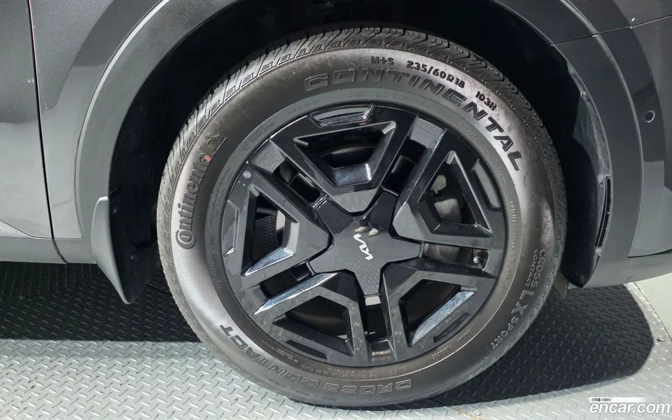 Kia Sorento HEV 1.6 4WD 2024 — миниатюра 2