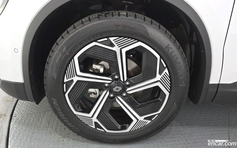 Renault Samsung QM6 2.0 LPe RE 2WD 2024 — миниатюра 2