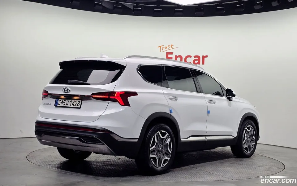 Hyundai SantaFe HEV 1.6 2WD 2022 — фото 1, купить с доставкой в Москву
