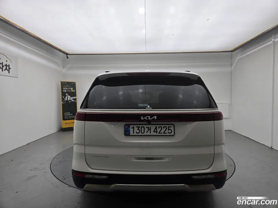 Kia Carnival 9 2022 — миниатюра 3
