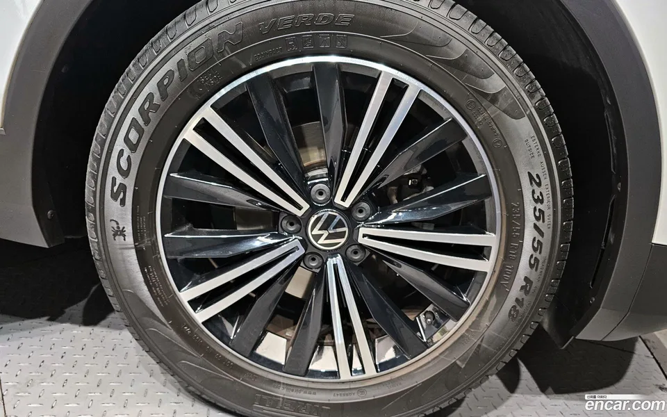 Volkswagen Tiguan 2.0 TDI 2022 — миниатюра 2