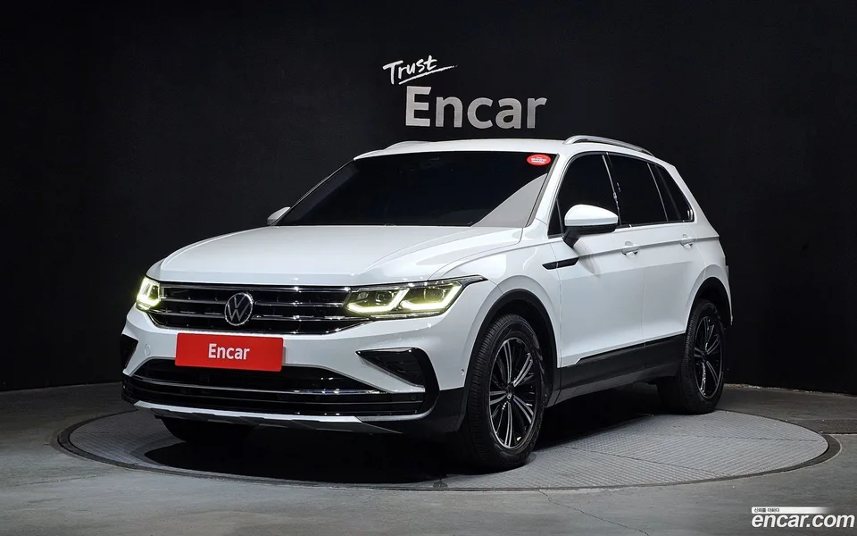 Volkswagen Tiguan 2.0 TDI 2022 — фото 1, купить с доставкой в Москву