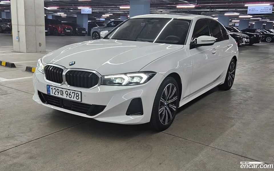 BMW 3 Series 320i 2025 — фото 1, купить с доставкой в Москву