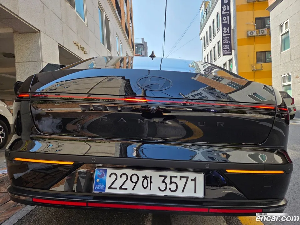 Hyundai Grandeur Hybrid 2025 — миниатюра 3
