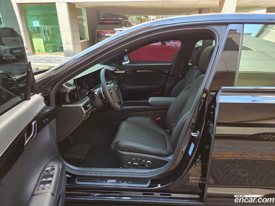 Hyundai Grandeur Hybrid 2025 — миниатюра 4