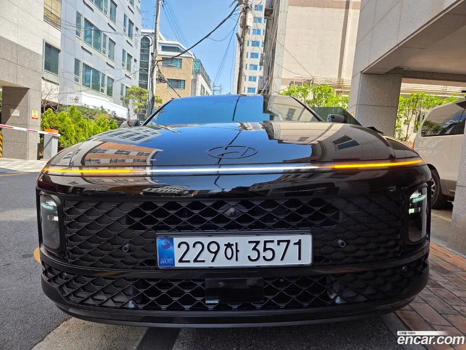 Hyundai Grandeur Hybrid 2025 — фото 1, купить с доставкой в Москву