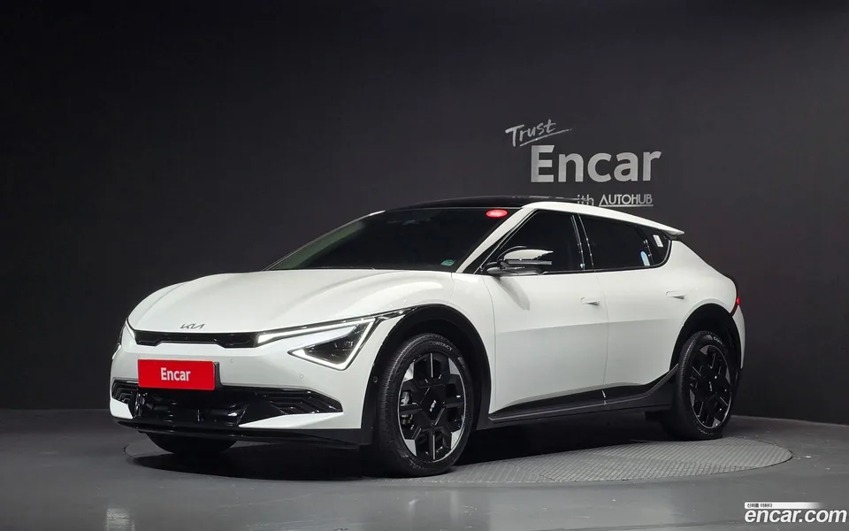 Kia EV6 4WD 2024 — фото 1, купить с доставкой в Москву