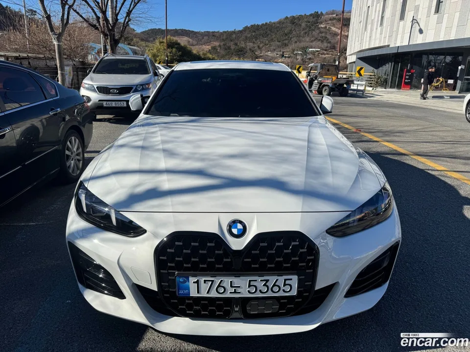 BMW 4 Series 420i M 2025 — фото 1, купить с доставкой в Москву