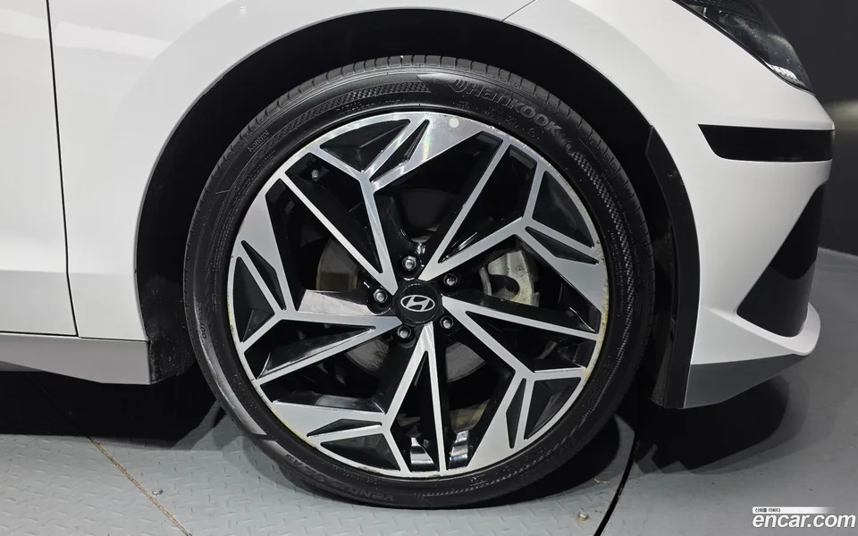 Hyundai Ioniq 6 AWD 2022 — миниатюра 2