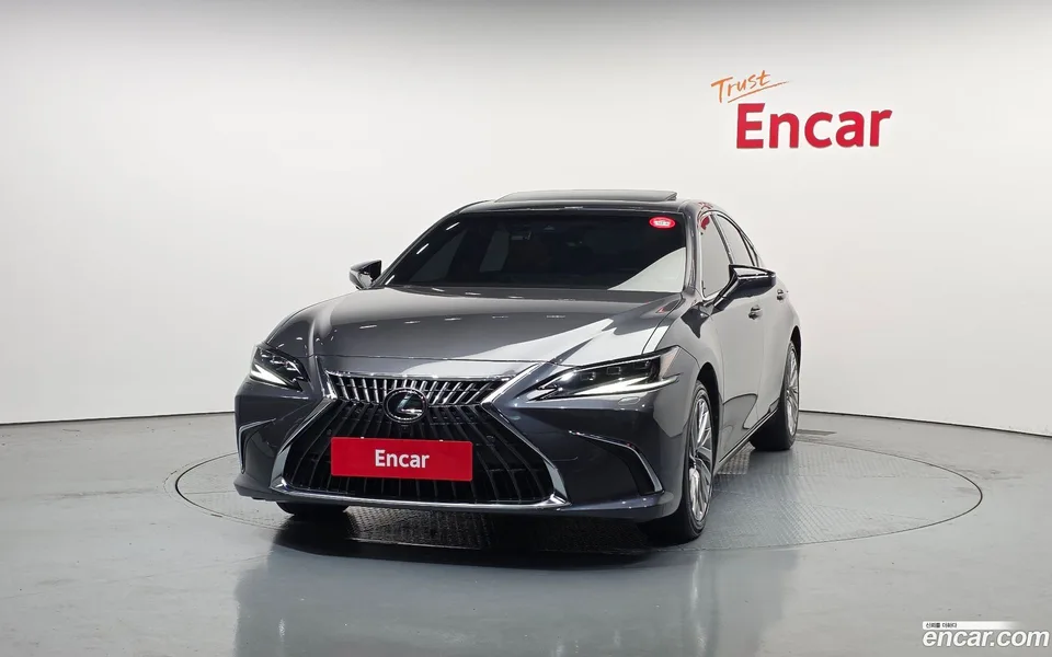 Lexus ES 300h 2024 — миниатюра 3
