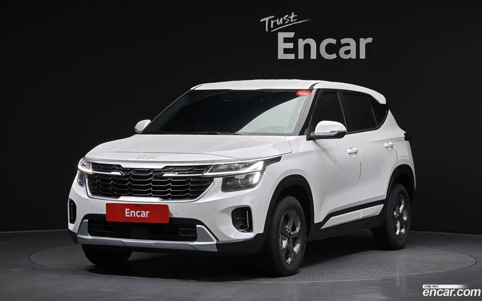 Kia Seltos 1.6 2WD 2025 — фото 1, купить с доставкой в Москву