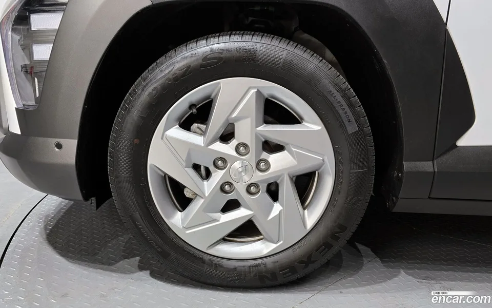 Hyundai Kona 2.0 2WD 2024 — миниатюра 2