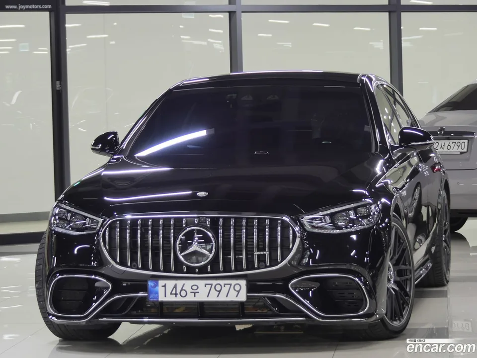 Mercedes-Benz S-Class 2024