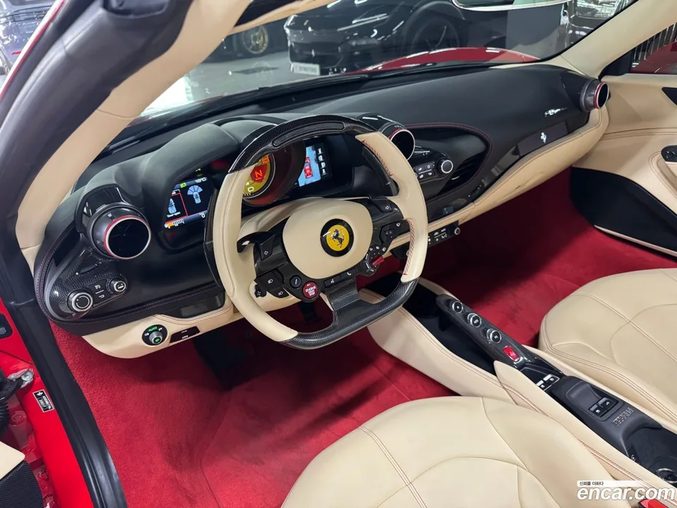 Ferrari F8 Spider 3.9 V8 2023 — миниатюра 4