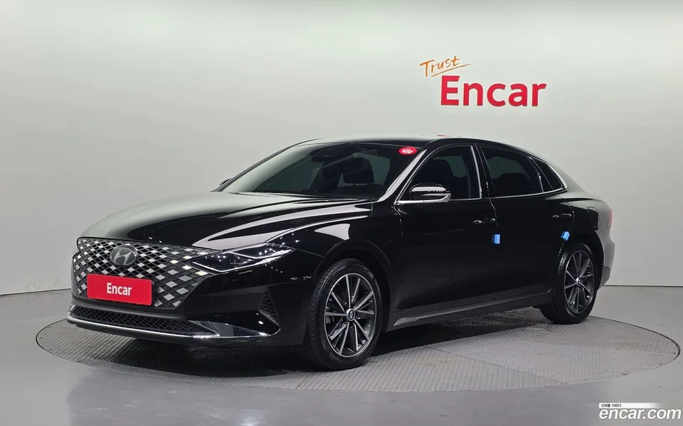 Hyundai Grandeur IG 3.0 LPi 2022 — фото 1, купить с доставкой в Москву