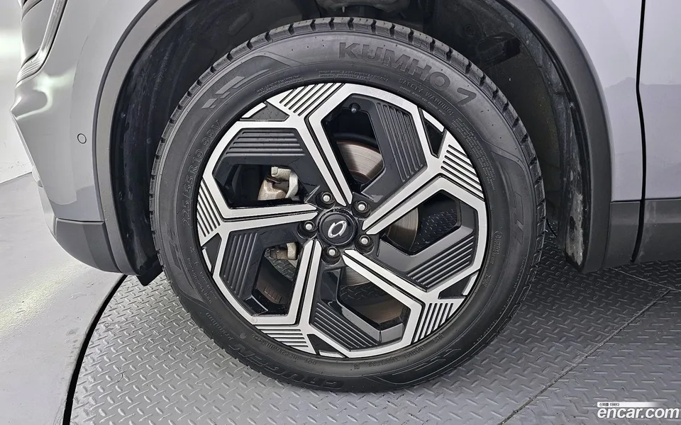 Renault Samsung QM6 2.0 LPe RE 2WD 2024 — миниатюра 5