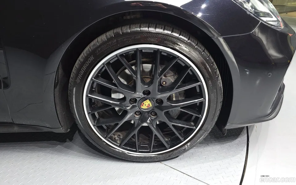 Porsche Panamera (971) 2.9 AWD 2023 — миниатюра 2