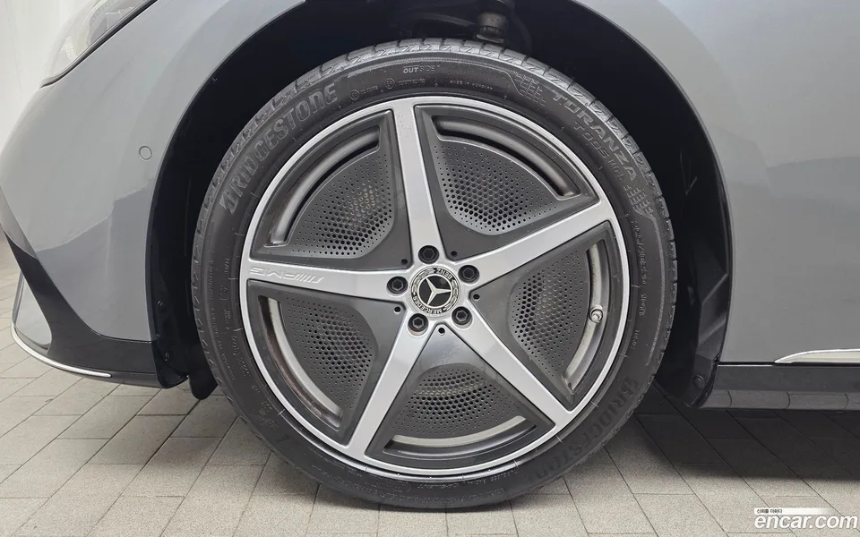Mercedes-Benz EQE EQE350 4MATIC 2023 — миниатюра 2