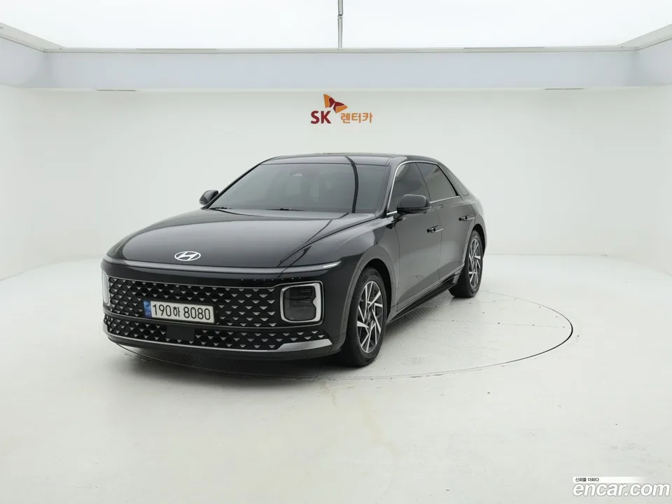 Hyundai Grandeur 2.5 2WD 2023 — фото 1, купить с доставкой в Москву