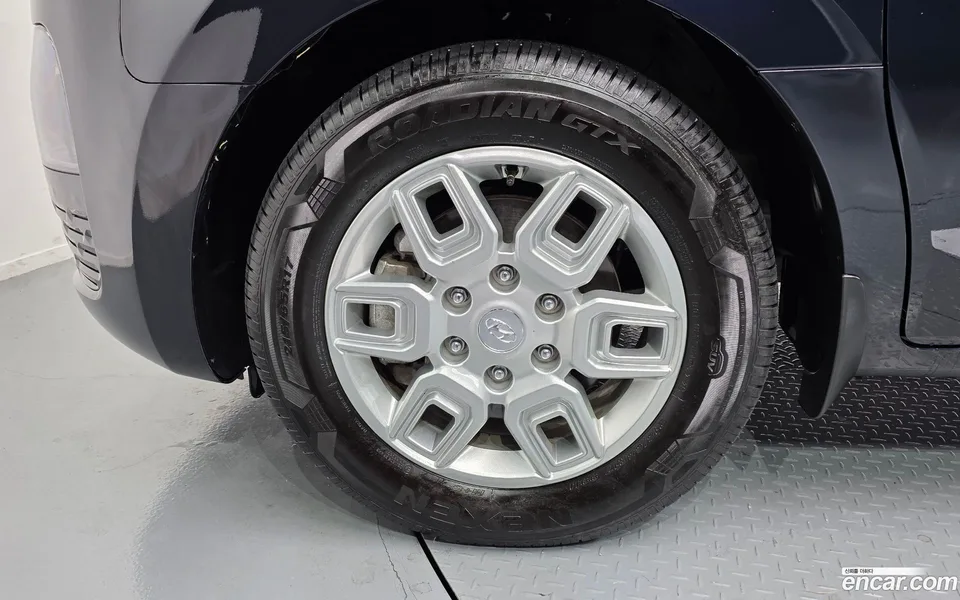 Hyundai Staria 4WD 9 2024 — миниатюра 2
