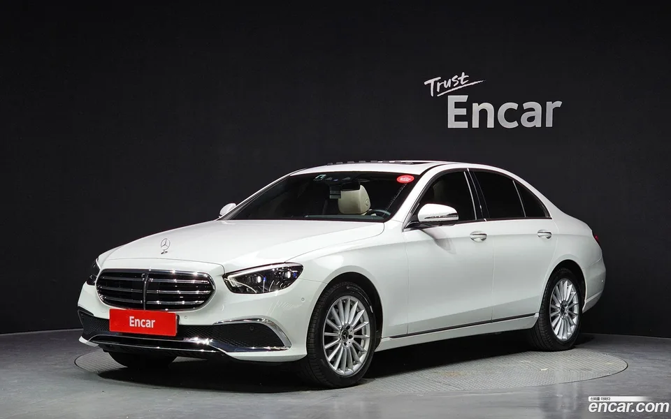 Mercedes-Benz E-Class E220d 4MATIC 2023 — фото 1, купить с доставкой в Москву