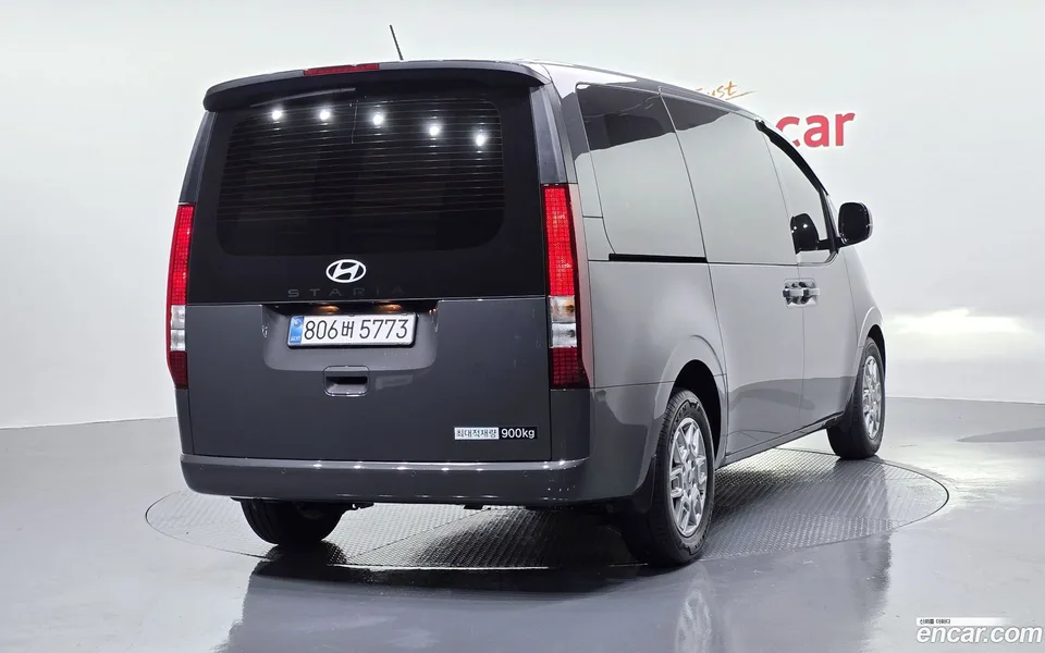 Hyundai Staria 3 2025 — миниатюра 2