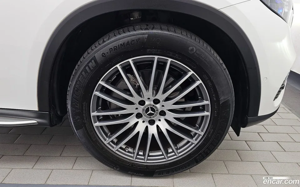 Mercedes-Benz GLC-Class GLC220 d 4MATIC 2024 — миниатюра 5
