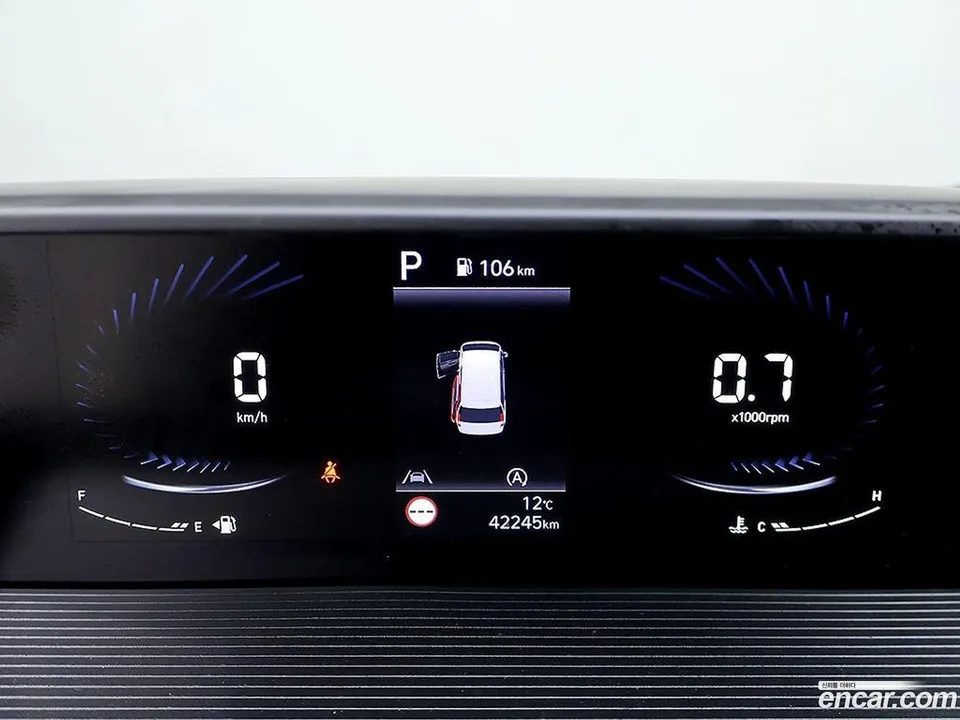 Hyundai Staria 5 2023 — миниатюра 5