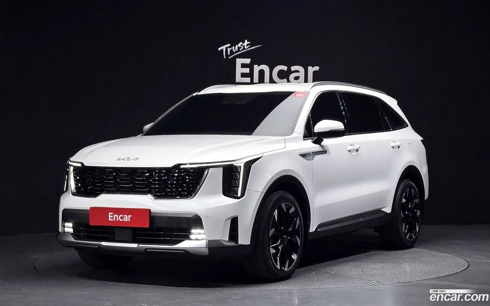 Kia Sorento 2.2 2WD 2024 — фото 1, купить с доставкой в Москву