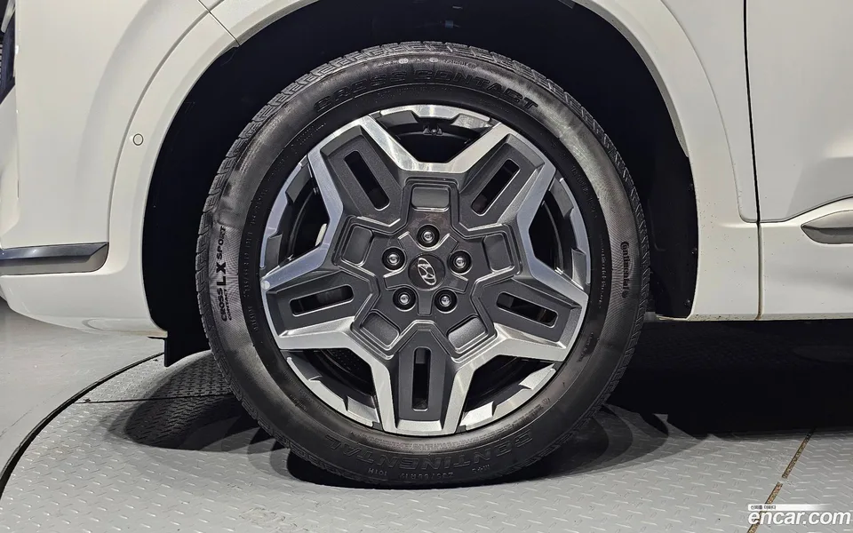 Hyundai SantaFe HEV 1.6 2WD 2023 — миниатюра 2