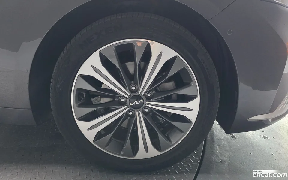 Kia K8 Hybrid 2022 — миниатюра 2