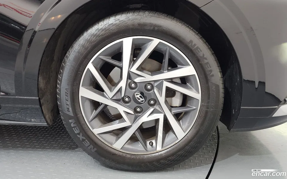 Hyundai Grandeur 2.5 2WD 2023 — миниатюра 2