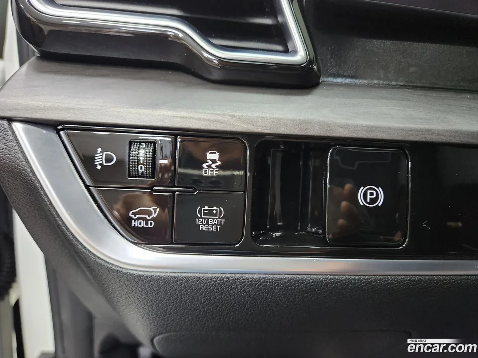 Kia Sportage Hybrid 2WD 2022 — миниатюра 2