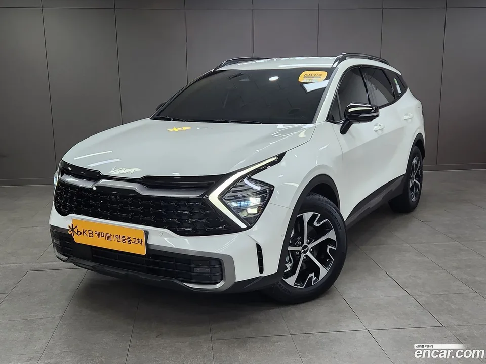 Kia Sportage Hybrid 2WD 2022 — фото 1, купить с доставкой в Москву