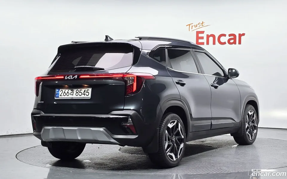 Kia Seltos 1.6 2WD 2024 — миниатюра 2