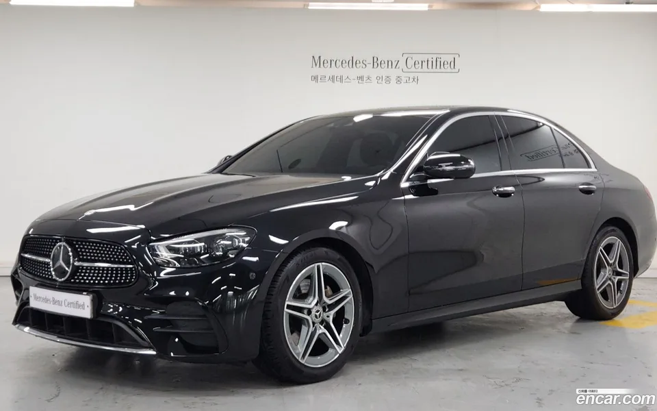 Mercedes-Benz E-Class E250 AMG Line 2022 — фото 1, купить с доставкой в Москву