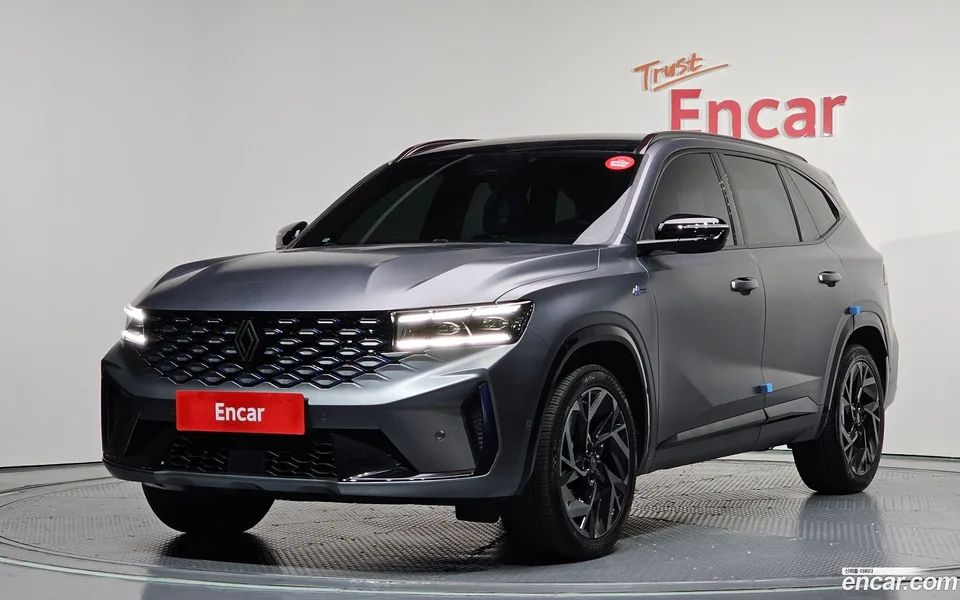 Renault Samsung Grand Koleos 1.5 E-TECH 2WD 2024 — фото 1, купить с доставкой в Москву