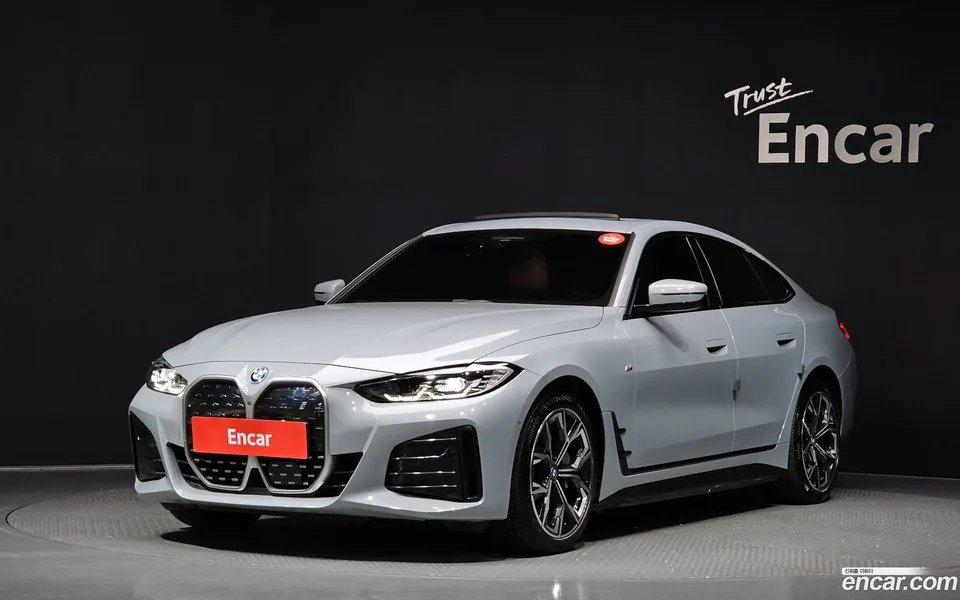 BMW i4 eDrive40 M 2022 — фото 1, купить с доставкой в Москву
