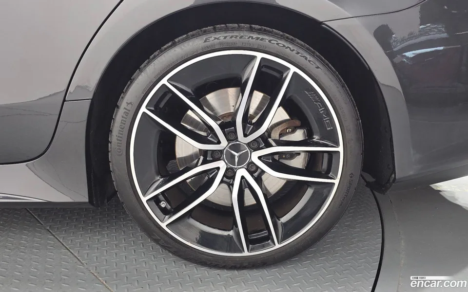 Mercedes-Benz CLS-Class AMG CLS53 4MATIC+ 2023 — миниатюра 5