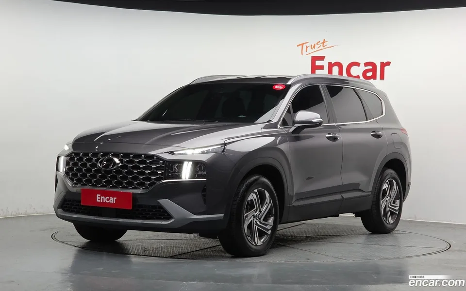 Hyundai SantaFe 2.5T 2WD 2022 — фото 1, купить с доставкой в Москву