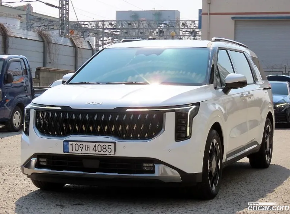 Kia Carnival HEV 7 2024 — миниатюра 2