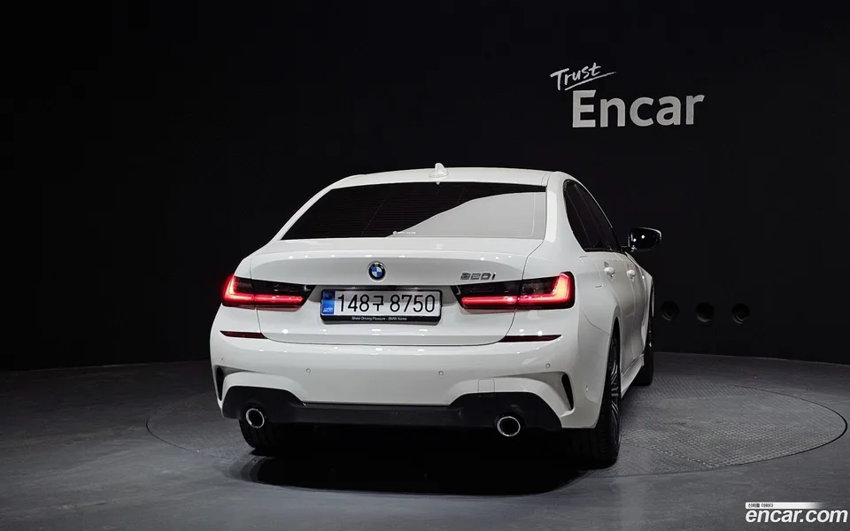 BMW 3 Series 320i M 2022 — миниатюра 4