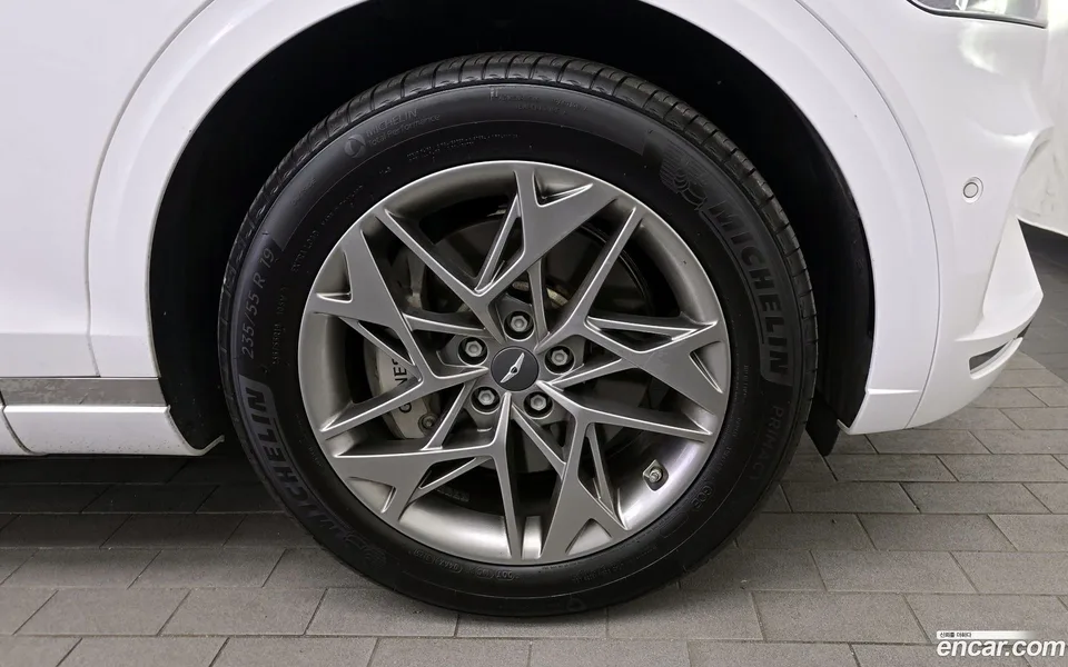 Genesis GV70 2.5T AWD 2023 — миниатюра 2