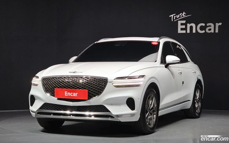 Genesis GV70 2.5T AWD 2023 — фото 1, купить с доставкой в Москву