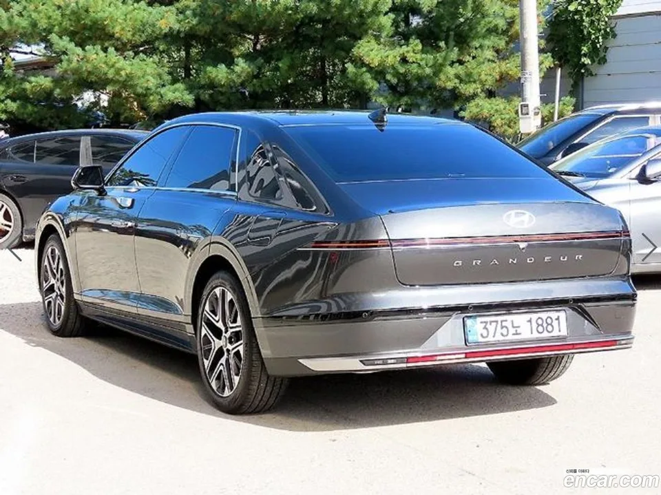 Hyundai Grandeur 2.5 2WD 2024 — миниатюра 3