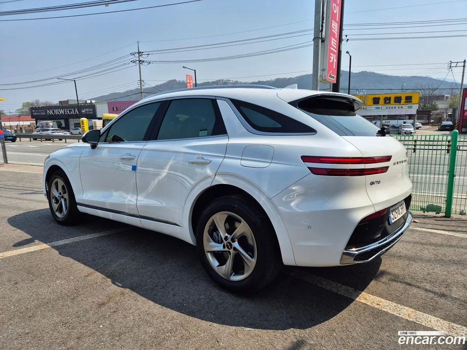 Genesis GV70 2.5T AWD 2024 — миниатюра 3
