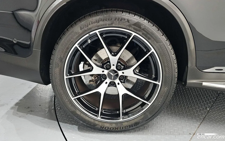 Mercedes-Benz GLC-Class AMG GLC43 4MATIC 2023 — миниатюра 2