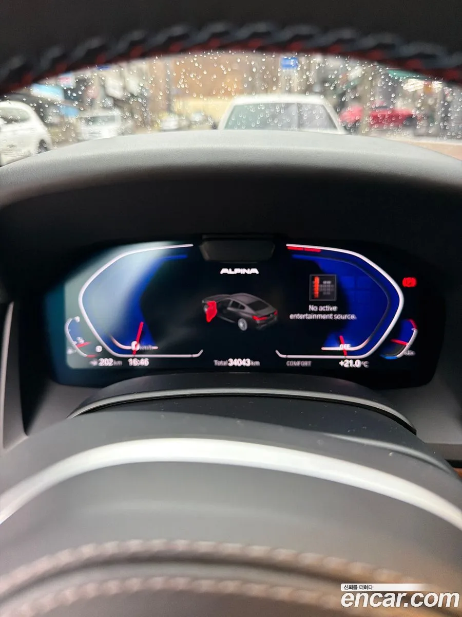 BMW 8 Series M850i xDrive 2022 — миниатюра 4